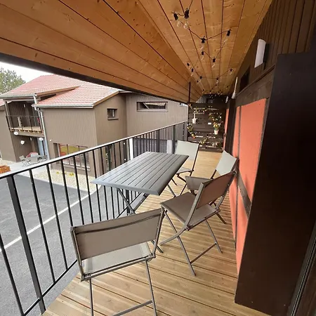 La Cour De Mamama 4 Appartement